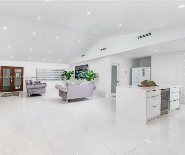 2410 SW 99th Ave, Miami FL 33165 - Miami, FL - Photo 4