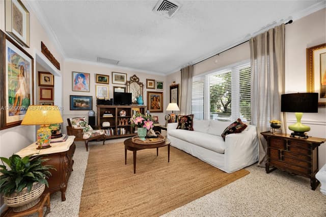1530 Garcia Ave, Coral Gables FL 33146 - Coral Gables, FL - Photo 5
