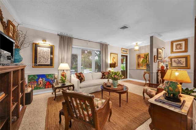 1530 Garcia Ave, Coral Gables FL 33146 - Coral Gables, FL - Photo 4