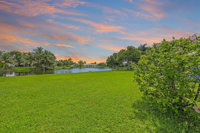 6857 BLUE BAY Circle, Lake Worth FL 33467 - Lake Worth, FL - Photo 2