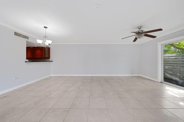 557 NW 97TH Avenue, Plantation FL 33324 - Plantation, FL - Photo 4
