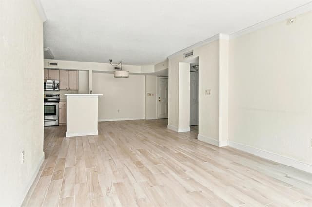 1801 N Flagler Drive, West Palm Beach FL 33407 - West Palm Beach, FL - Photo 3