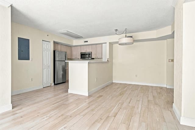 1801 N Flagler Drive, West Palm Beach FL 33407 - West Palm Beach, FL - Photo 5