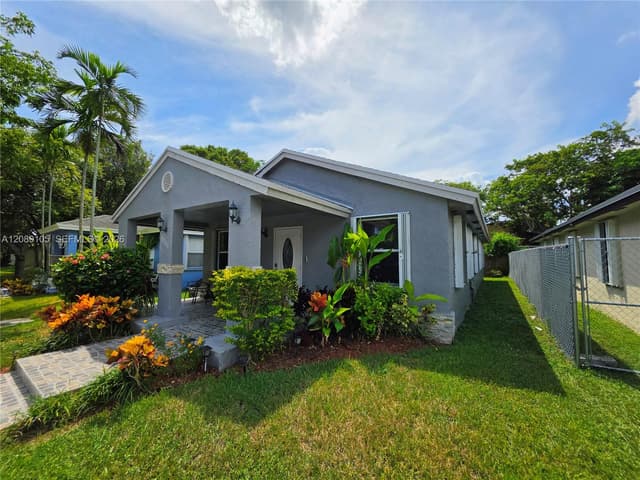 12264 SW 201st Ter, Miami FL 33177 - Miami, FL - Photo 2