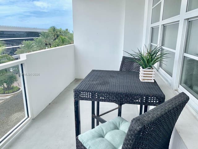 100 Lincoln Rd # 427, Miami Beach FL 33139 - Miami Beach, FL - Photo 3