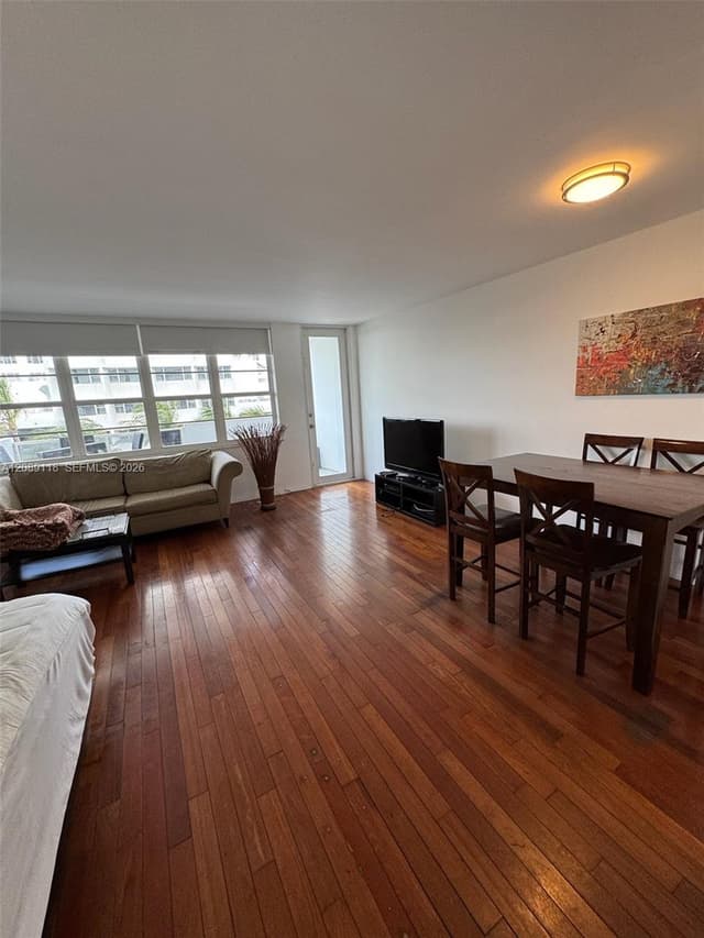 100 Lincoln Rd # 427, Miami Beach FL 33139 - Miami Beach, FL - Photo 5
