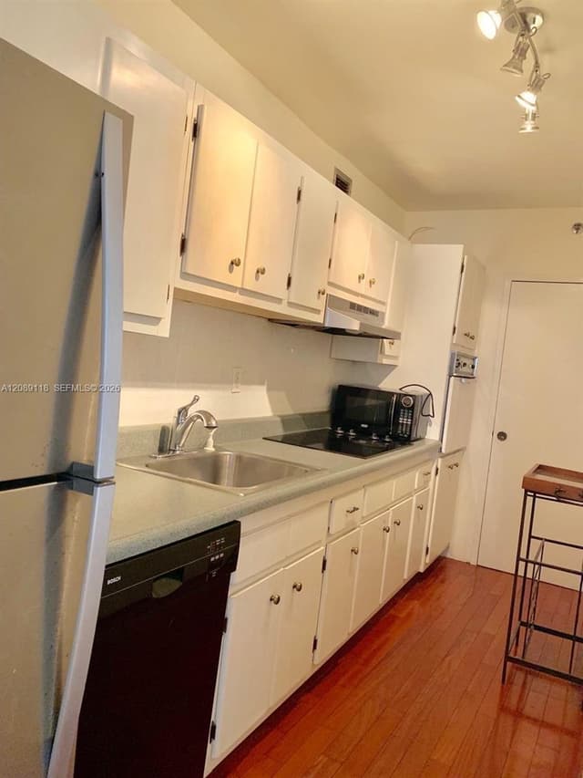 100 Lincoln Rd # 427, Miami Beach FL 33139 - Miami Beach, FL - Photo 4