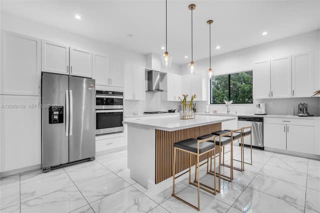 4363 NW 81st Ave, Doral FL 33166 - Doral, FL - Photo 5