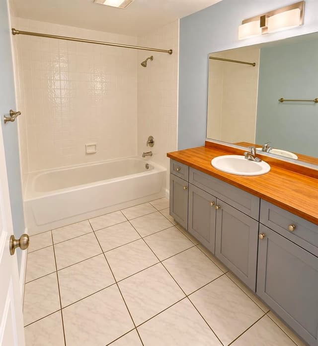 10113 TWIN LAKES Drive, Coral Springs FL 33071 - Coral Springs, FL - Photo 6