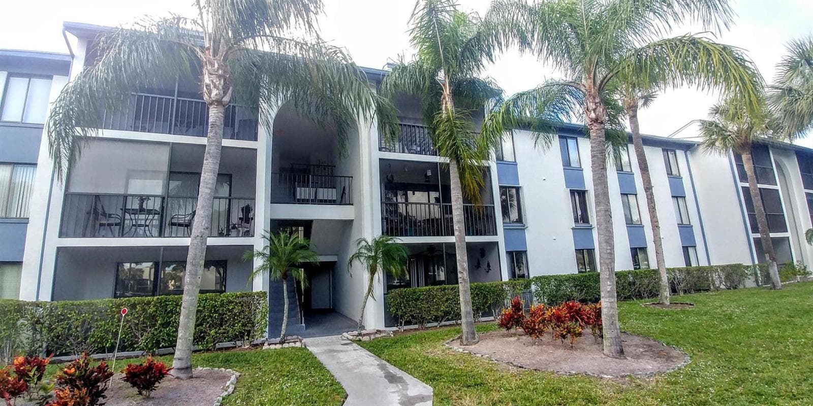1009 Green Pine Boulevard # D3, West Palm Beach FL 33409 - West Palm Beach, FL - Photo 1