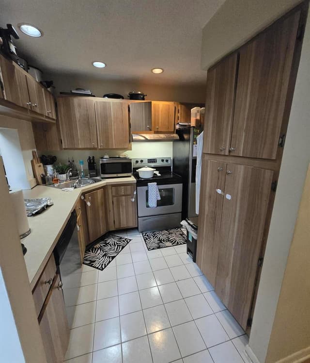 1009 Green Pine Boulevard # D3, West Palm Beach FL 33409 - West Palm Beach, FL - Photo 5