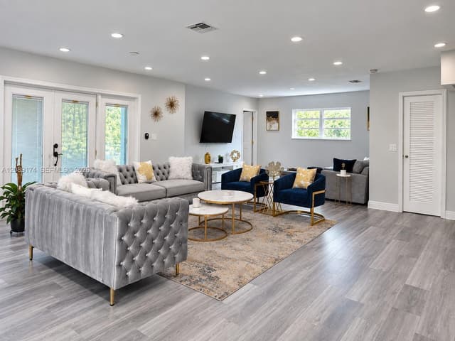 1711 N 50th Ave, Hollywood FL 33021 - Hollywood, FL - Photo 4