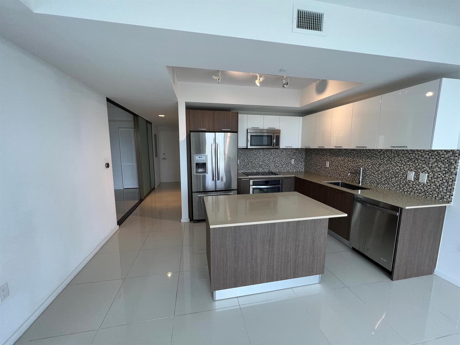 5300 PASEO Boulevard # 708, Doral FL 33166 - Doral, FL - Photo 1
