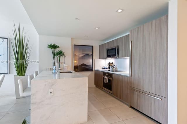 401 N Birch Rd # 610, Fort Lauderdale FL 33304 - Fort Lauderdale, FL - Photo 2