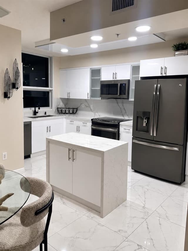 610 W LAS OLAS Boulevard # 517N, Fort Lauderdale FL 33312 - Fort Lauderdale, FL - Photo 4