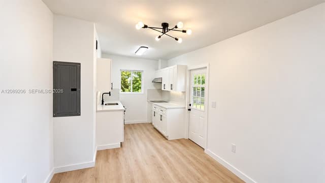 545 NW 29th Ave, Fort Lauderdale FL 33311 - Fort Lauderdale, FL - Photo 7