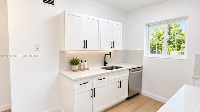 545 NW 29th Ave, Fort Lauderdale FL 33311 - Fort Lauderdale, FL - Photo 5