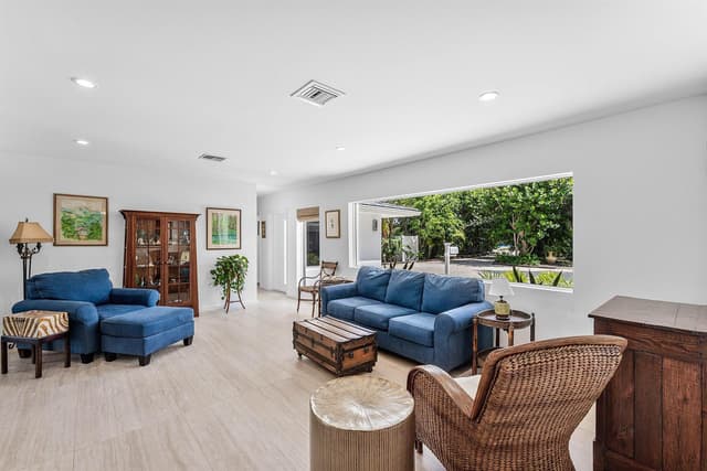 545 NW 7th Street, Boca Raton FL 33432 - Boca Raton, FL - Photo 2