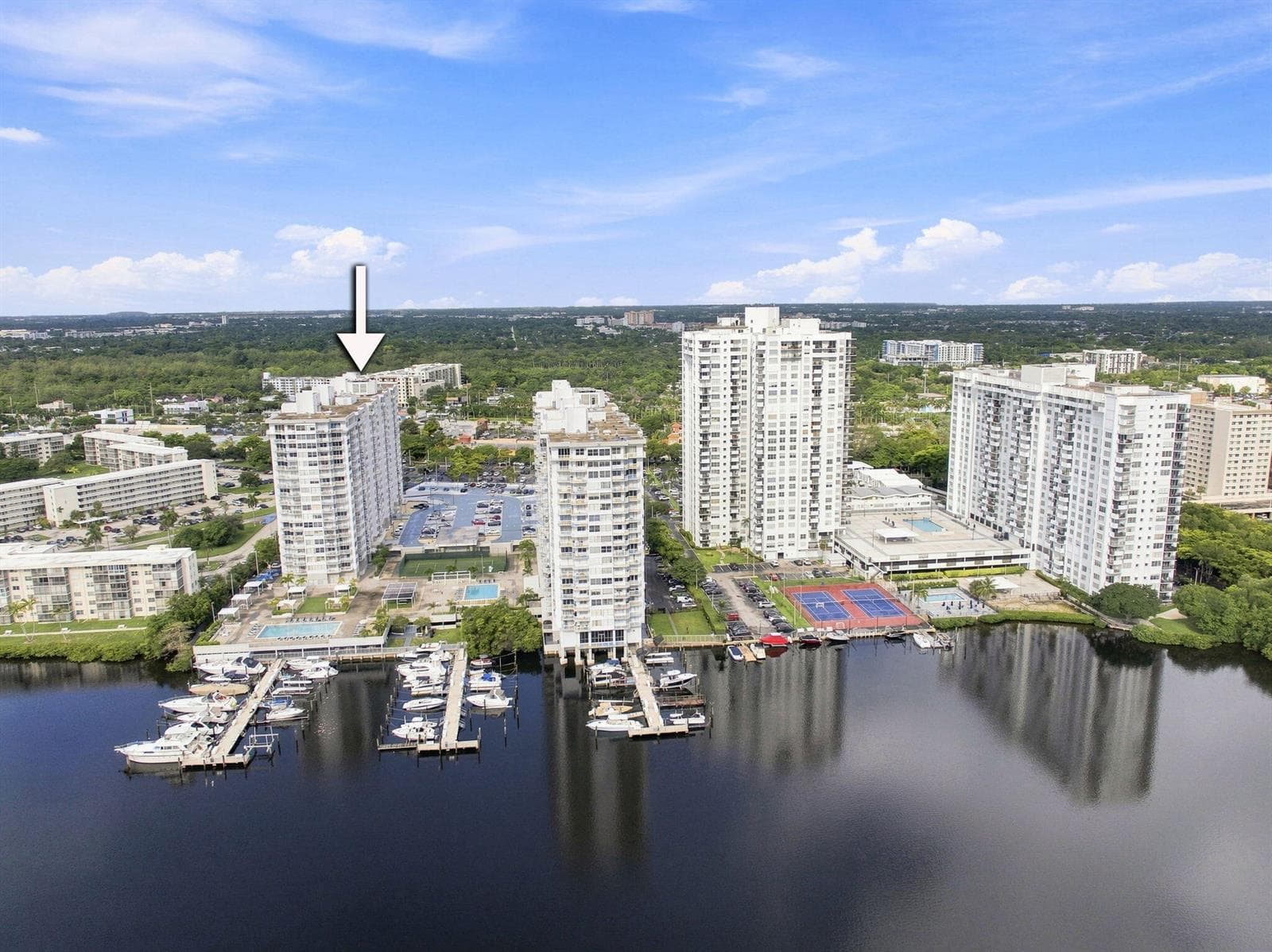 18021 Biscayne Boulevard # 901, Aventura FL 33160 - Aventura, FL - Photo 1