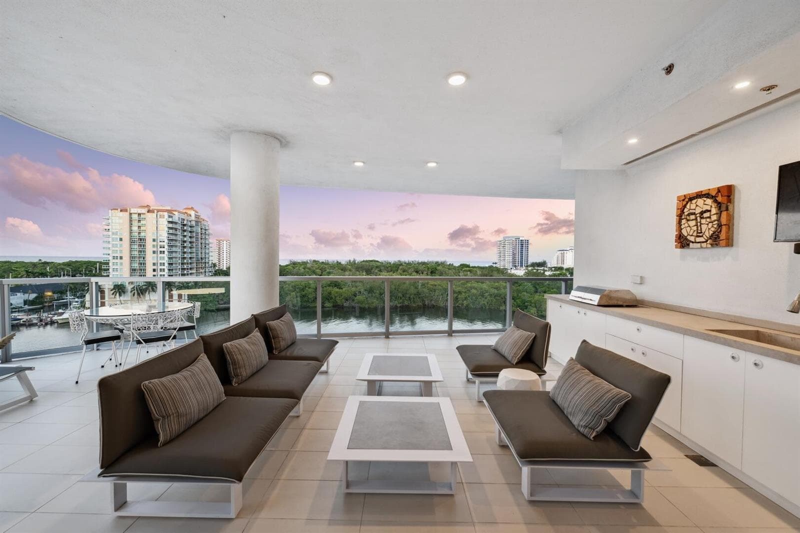 920 Intracoastal Drive # 801, Fort Lauderdale FL 33304 - Fort Lauderdale, FL - Photo 1
