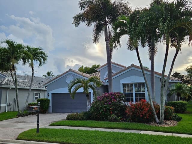 6525 Pavone St, Lake Worth FL 33467 - Lake Worth, FL - Photo 4