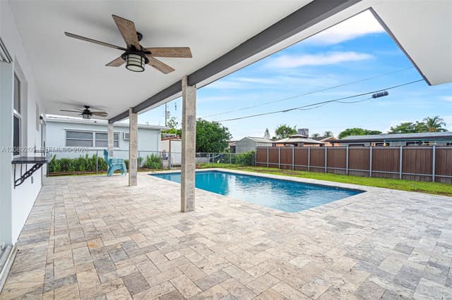7960 Shalimar St, Miramar FL 33023 - Miramar, FL - Photo 5