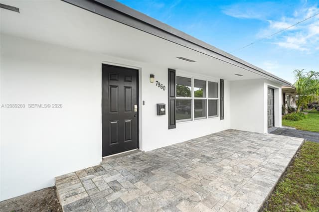 7960 Shalimar St, Miramar FL 33023 - Miramar, FL - Photo 4