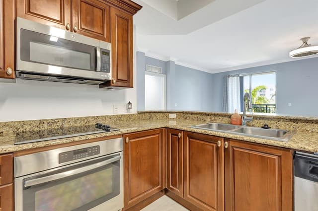1690 Renaissance Commons Boulevard # 1401, Boynton Beach FL 33426 - Boynton Beach, FL - Photo 5