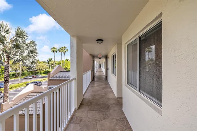 7775 Trent Dr # 308, Tamarac FL 33321 - Tamarac, FL - Photo 4