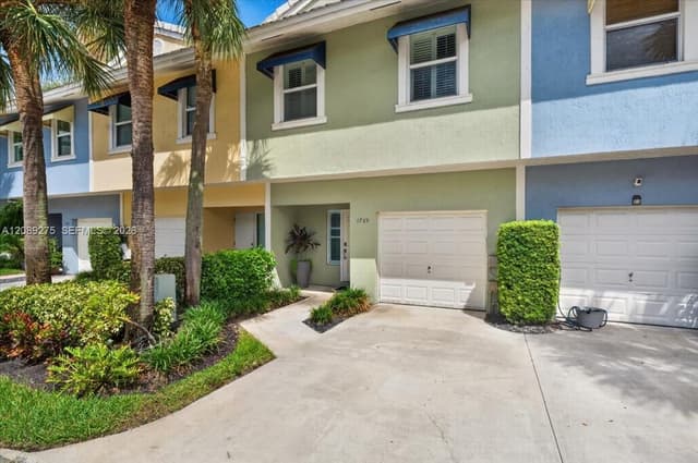 1765 NE 4th Ave # E3, Fort Lauderdale FL 33305 - Fort Lauderdale, FL - Photo 2