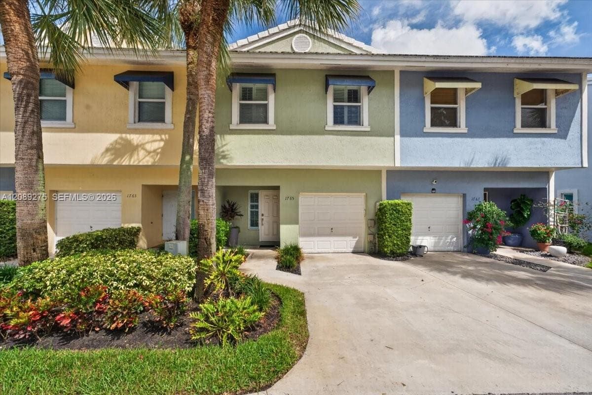 1765 NE 4th Ave # E3, Fort Lauderdale FL 33305 - Fort Lauderdale, FL - Photo 1