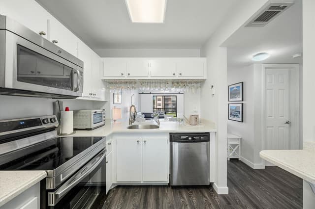 2764 NW 104TH Avenue # 202, Sunrise FL 33322 - Sunrise, FL - Photo 4