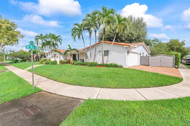 9355 SW 91st St, Miami FL 33176 - Miami, FL - Photo 2