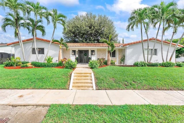 9355 SW 91st St, Miami FL 33176 - Miami, FL - Photo 5