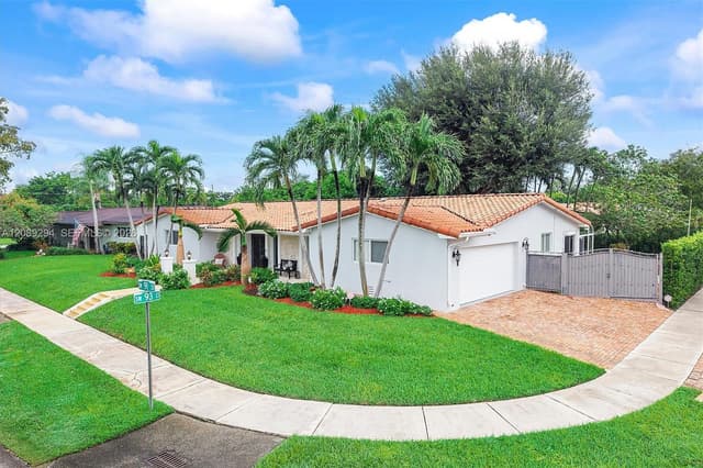 9355 SW 91st St, Miami FL 33176 - Miami, FL - Photo 4