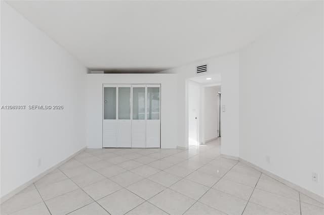 16485 Collins Ave # 338, Sunny Isles Beach FL 33160 - Sunny Isles Beach, FL - Photo 5