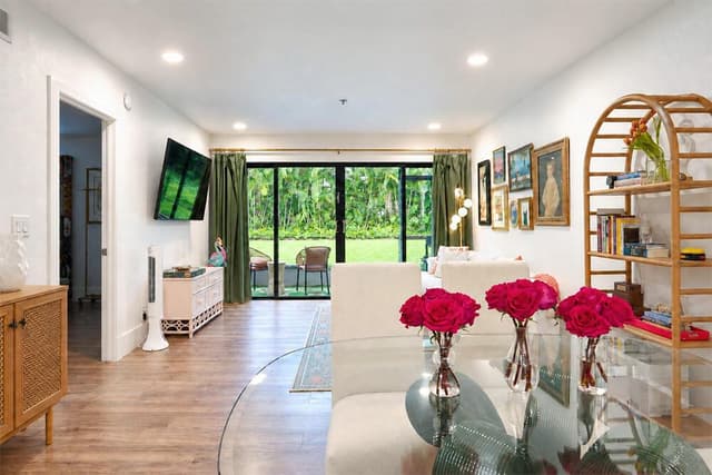 3000 Presidential Way Apt 106, West Palm Beach FL 33401 - West Palm Beach, FL - Photo 4
