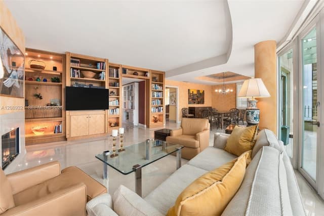 610 Valencia Ave # 502, Coral Gables FL 33134 - Coral Gables, FL - Photo 5