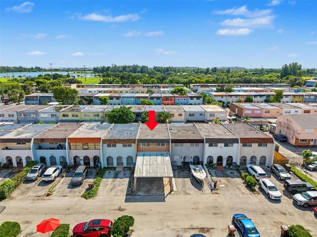 6905 W 2nd Way, Hialeah FL 33014 - Hialeah, FL - Photo 2