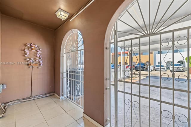 6905 W 2nd Way, Hialeah FL 33014 - Hialeah, FL - Photo 7