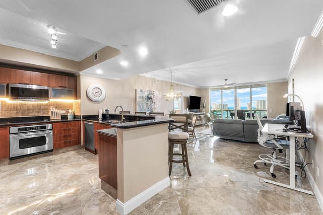 2640 Lake Shore Drive # 1210, Riviera Beach FL 33404 - Riviera Beach, FL - Photo 2