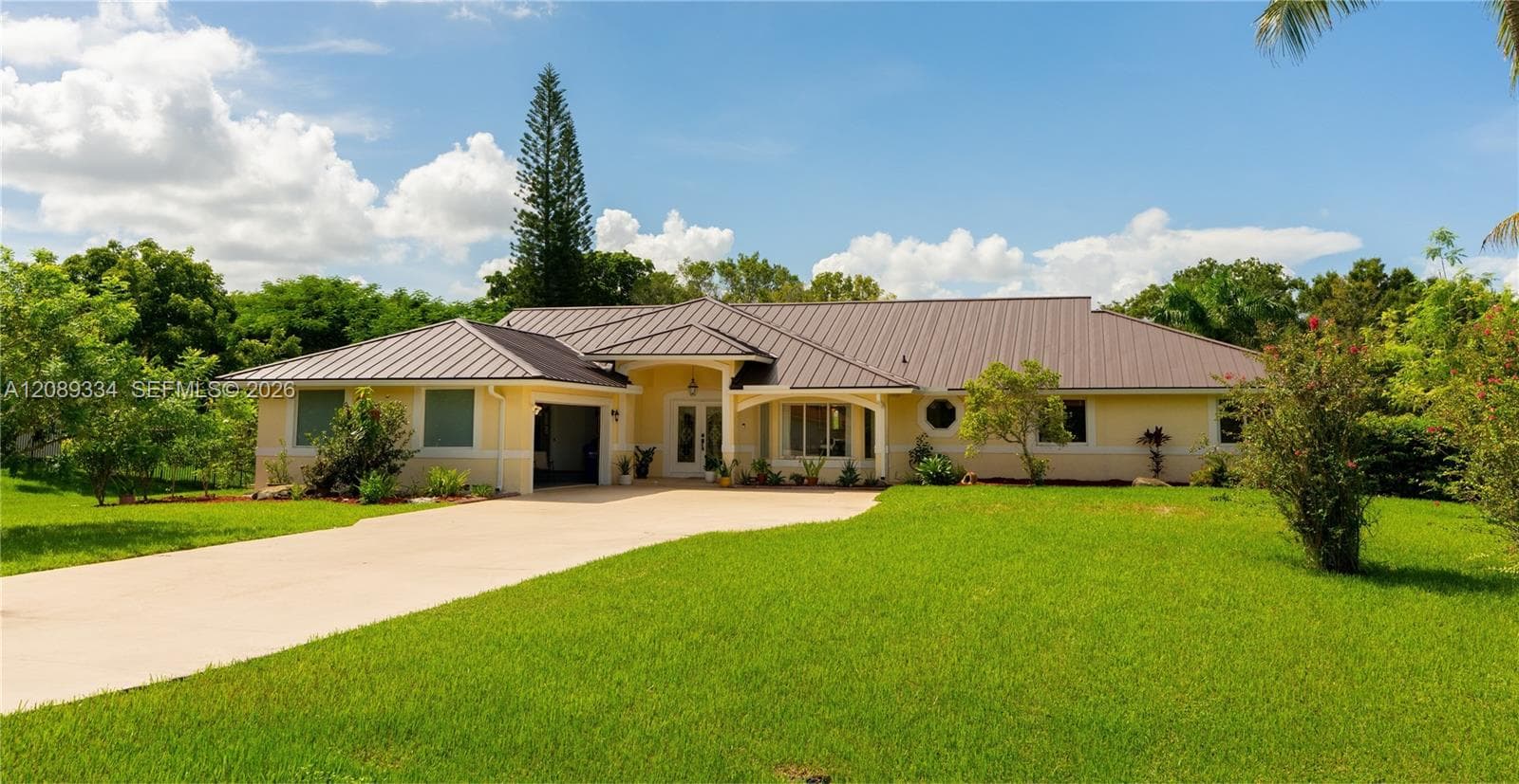 20430 SW 53rd Pl, Pembroke Pines FL 33332 - Pembroke Pines, FL - Photo 1