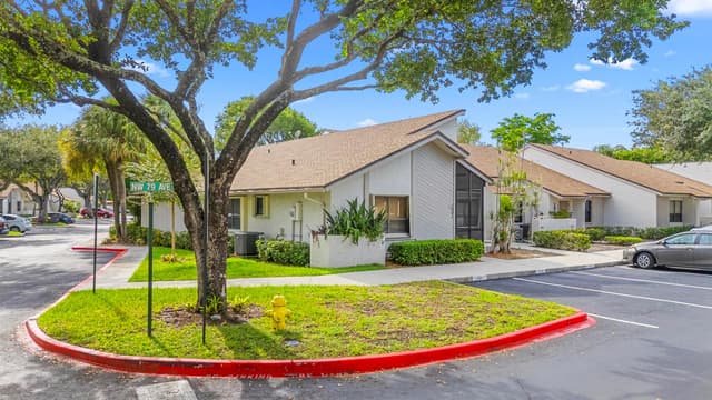 1001 NW 79th Avenue, Plantation FL 33322 - Plantation, FL - Photo 4
