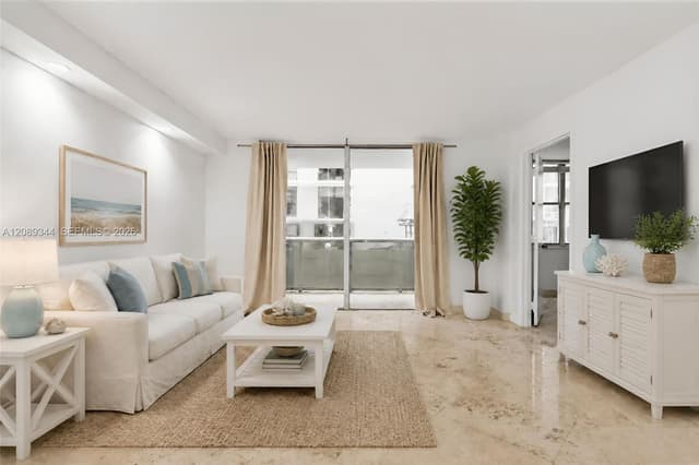 6039 Collins Ave # 407, Miami Beach FL 33140 - Miami Beach, FL - Photo 4