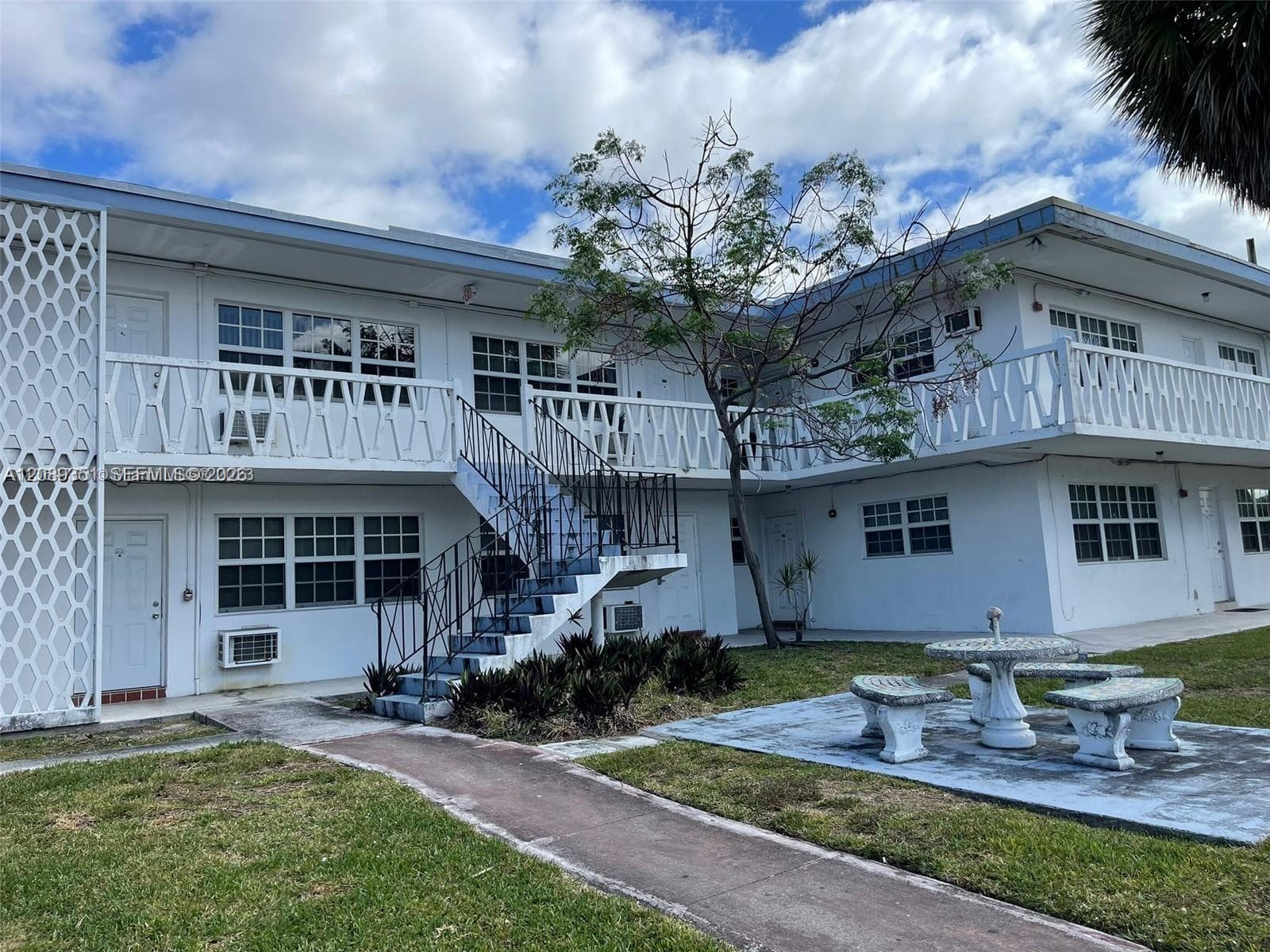 1471 NE 170th St # 224A, North Miami Beach FL 33162 - North Miami Beach, FL - Photo 1