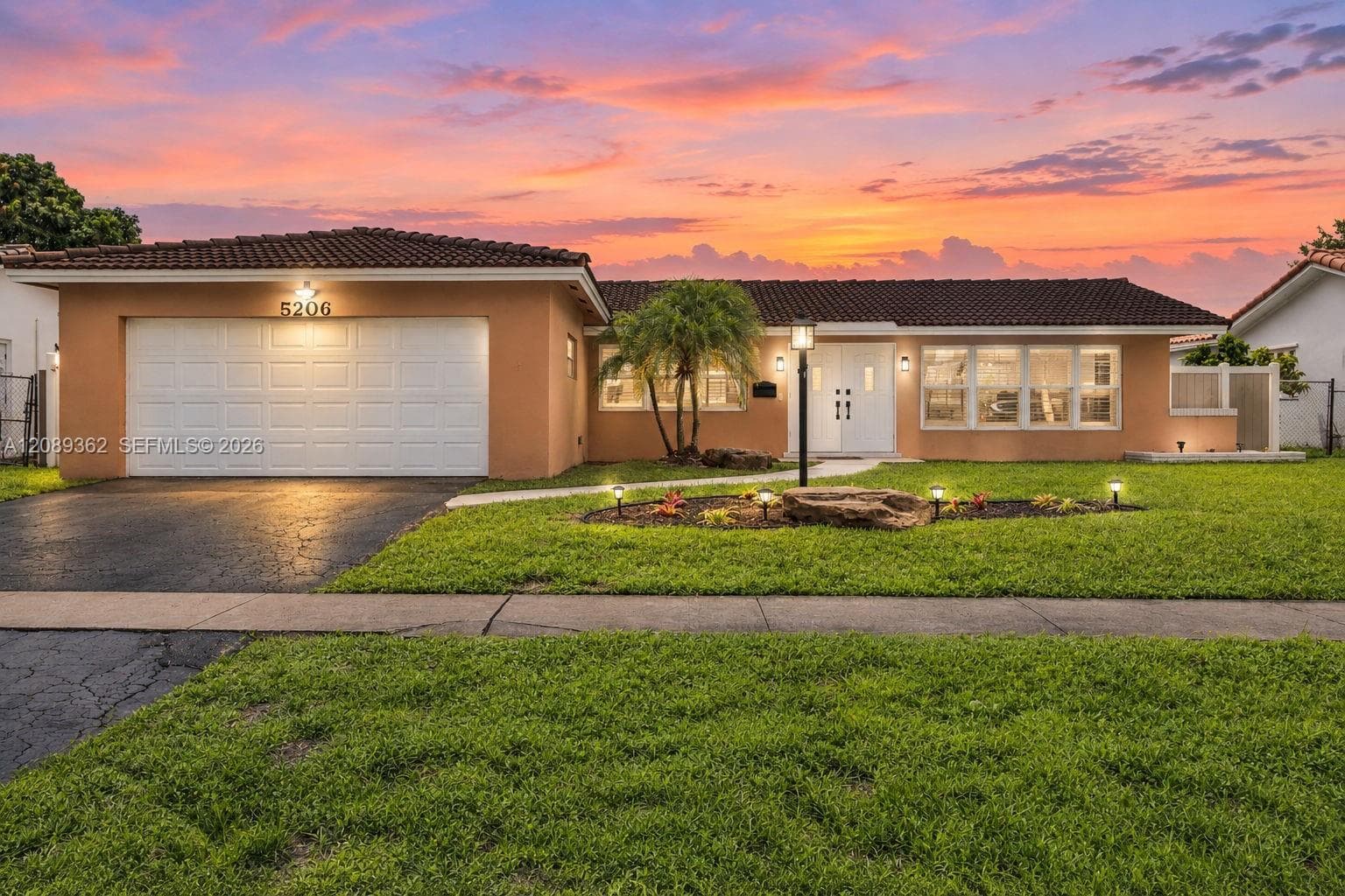 5206 Garfield St, Hollywood FL 33021 - Hollywood, FL - Photo 1