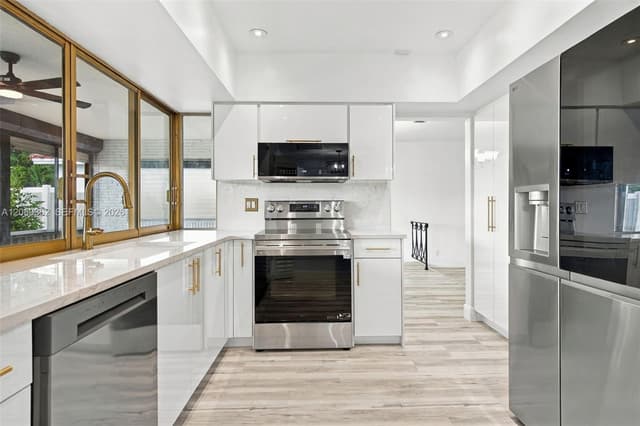 5206 Garfield St, Hollywood FL 33021 - Hollywood, FL - Photo 5