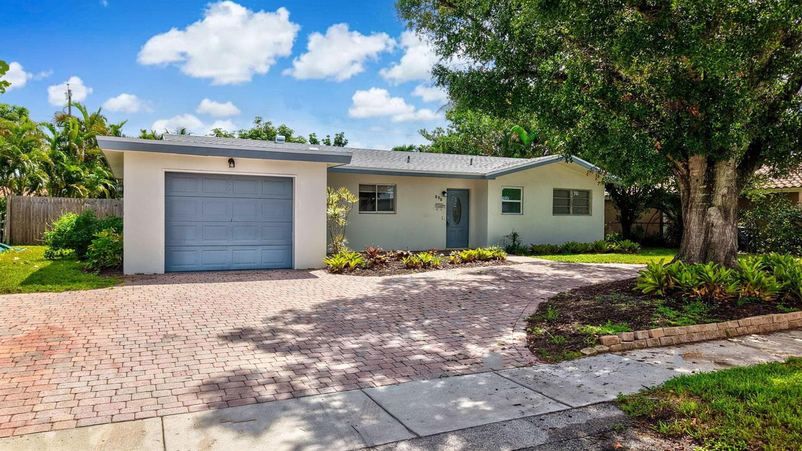 898 SW 10th Avenue, Boca Raton FL 33486 - Boca Raton, FL - Photo 1