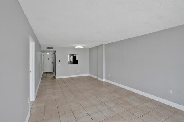 7601 Byron Avenue # 3C, Miami Beach FL 33141 - Miami Beach, FL - Photo 7