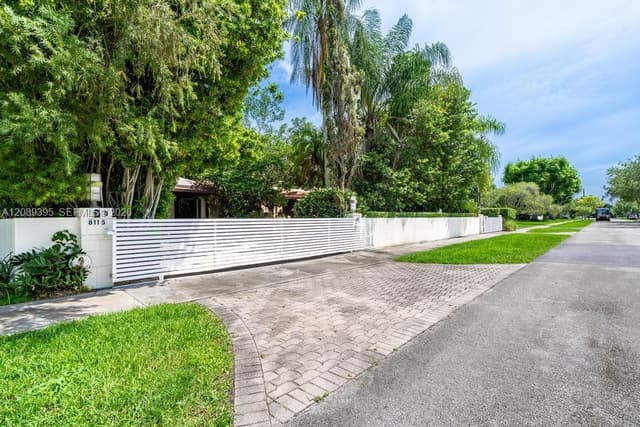 8115 SW 92nd Ct, Miami FL 33173 - Miami, FL - Photo 4
